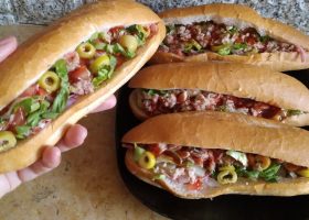 طريقة عمل ساندويتش التونة الحار