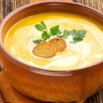 طريقة عمل شوربة اليقطين بالكريمة