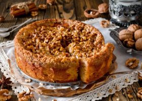 طريقة عمل كيك القهوة وجوز البيكان