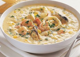 طريقة عمل شوربة السي فود بالكريمه