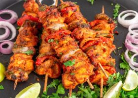 طريقة عمل شيش طاووق الدجاج صحي