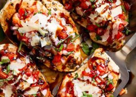 طريقة عمل ستيك دجاج بالطماطم المجففة والكريمة