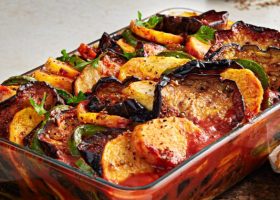 طريقة عمل المسقعة بالطماطم للدايت