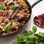 طريقة عمل أرز اللوتس مع حبات الرمان والمشروم المشوى