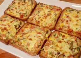 طريقة عمل توست البيض بالفرن