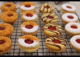 طريقة عمل بسكويت الغريبة مع الفراولة