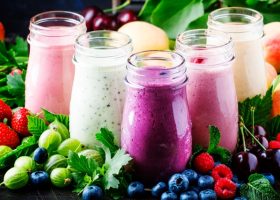 طريقة عمل عصير الكوكتيل بالشيا