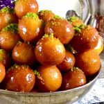 طريقة عمل لقيمات بالحليب البودر
