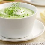 طريقة عمل شوربة الأفوكادو الساخنة بالجوز