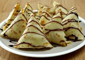 طريقة عمل كريب الحلبة المحشى بالمكسرات والعسل الطبيعى