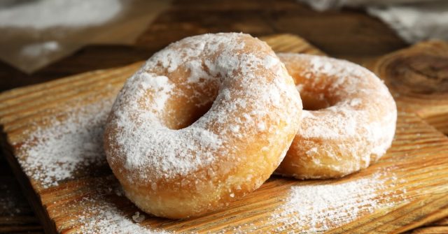 طريقة عمل دونات رول