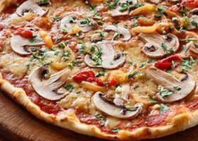 طريقة عمل بيتزا العدس الأحمر بدون عجين