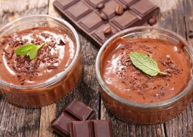 طريقة عمل موس الشوكولاتة الداكنة