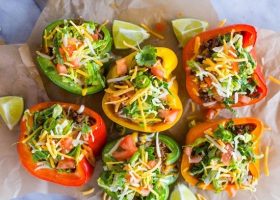 طريقة عمل لفائف الجبن الكريمى بالفلفل الالوان