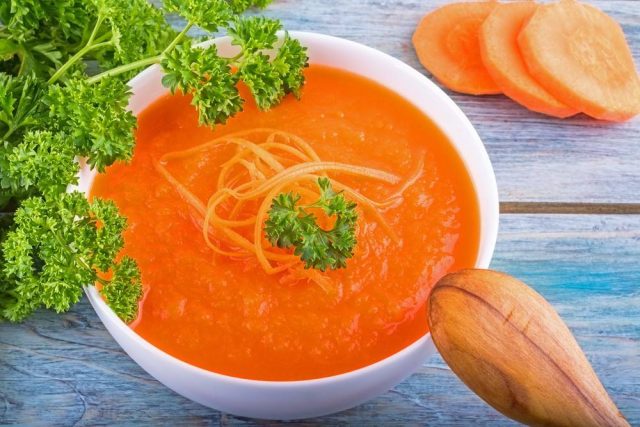 طريقة عمل شوربة الزهرة الخضراء مع زنجبيل والبرتقال