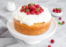 طريقة عمل كيك الفانيليا الرطب