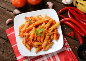 طريقة عمل باستا بالفلفل الحار