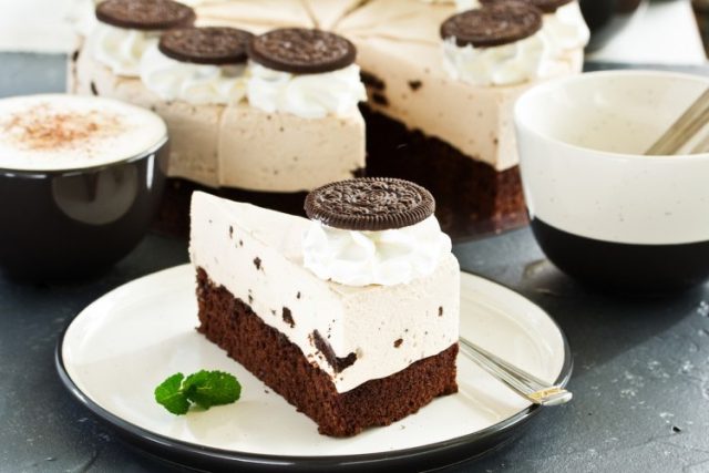 طريقة عمل تشيز كيك الاوريو بالزبادي