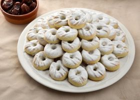 طريقة عمل معمول بزيت الزيتون