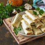 طريقة عمل رولات التوست بالجبن
