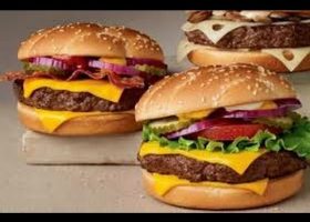 طريقة عمل برجر البنجر والفول الأخضر بعجينة الكريب