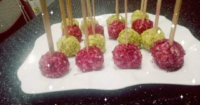 طريقة عمل كرات الشمندر المحشية بالجبنة الفوار (جبنة ممزوجة بصودا)