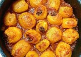 طريقة عمل كباب البطاطا النية بالكركم وصلصة الليمون المعسل