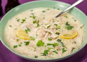 طريقة عمل شوربة دجاج على الطريقة التركية