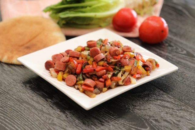 طريقة عمل حمسة النقانق للسحور