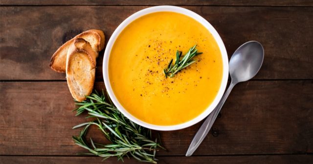 طريقة عمل شوربة القرع الرمضانية الصحية