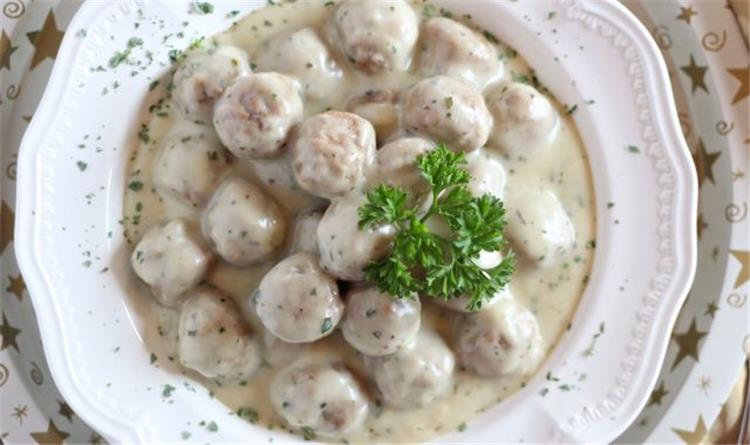 طريقة عمل كفتة الجزر والريحان بصوص الزبادى والليمون