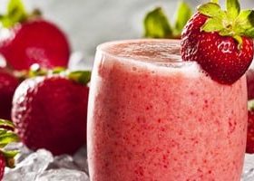 طريقة عمل سموزى الفراولة بالطحينة والعسل الاسود