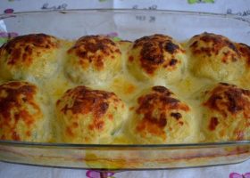 طريقة عمل كفتة برغل بالنعناع وصوص الزبادى الحار