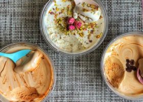 طريقة عمل مهلبية التمر الهندي والورد المجمد