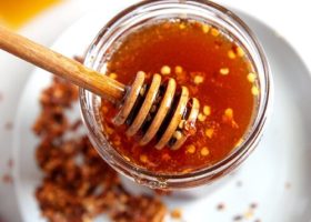 طريقة عمل صلصة العسل الحارة