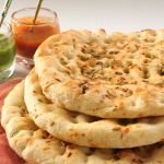 طريقة عمل خبز النان بالجبن