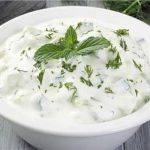 طريقة عمل صوص زبادى بالمانجو والثوم للتغميس