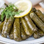 طريقة عمل محشى ورق عنب بالجبنة الكريمى و الريحان