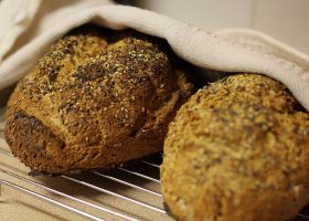 طريقة عمل خبز الصودا الأيرلندي مع بذور الكراوية