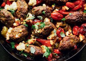 طريقة عمل كفتة الشوفان بالبندق بصوص الزعفران