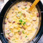 طريقة عمل شوربة البطاطس والسجق
