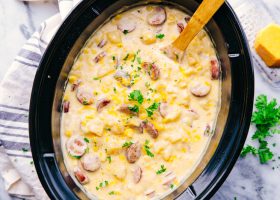 طريقة عمل شوربة البطاطس والسجق