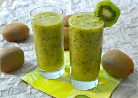 طريقة عمل عصير الكيوي بالفلفل الاسود والعسل