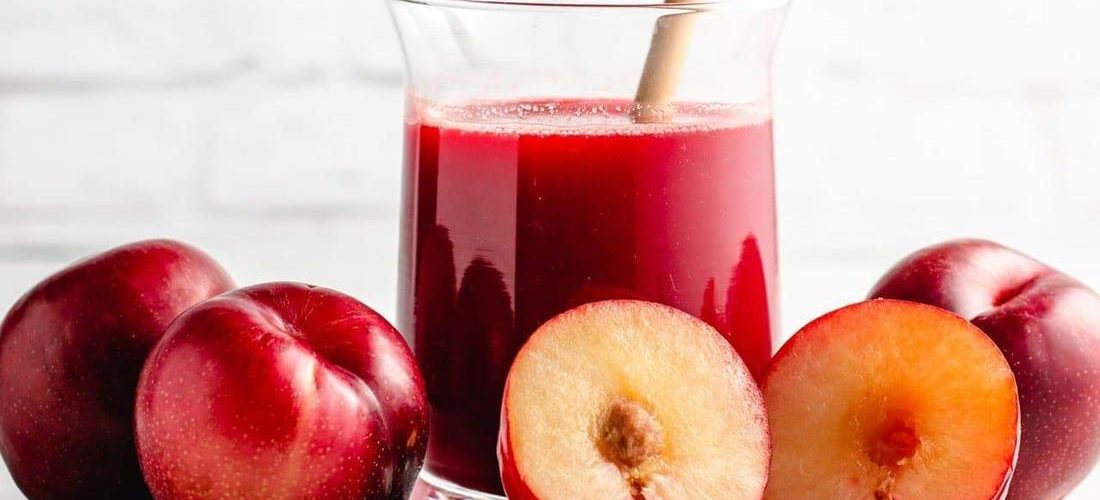 طريقة عمل عصير برقوق وعسل نحل خام مع رشة ملح وردى