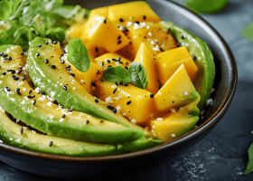 طريقة عمل لفائف الخيار و الافوكادو والمانجو وصوص الصويا بالعسل