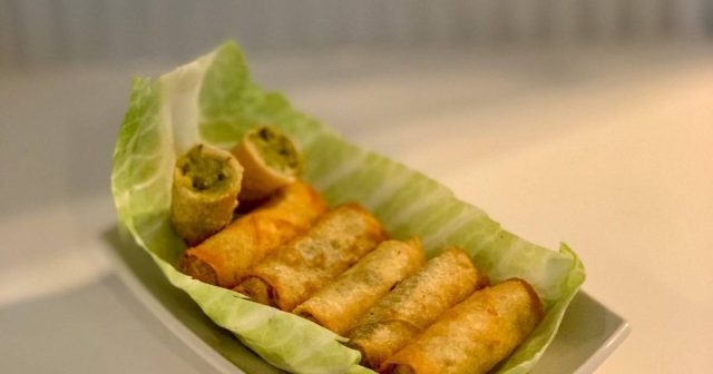 طريقة عمل سبرنج رول شفاف بالفواكه وصلصة عسل زنجبيل