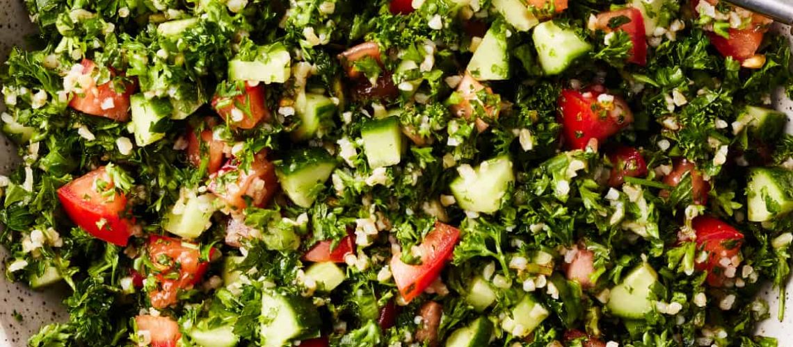 طريقة عمل تبولة فراولة برمان وجوز هند مبشور