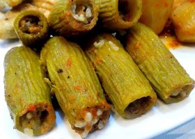 طريقة عمل كوسة نية محشية كريمة جبن وطماطم مجففة