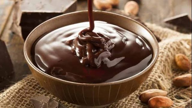 طريقة عمل الجناش بالشوكولاتة