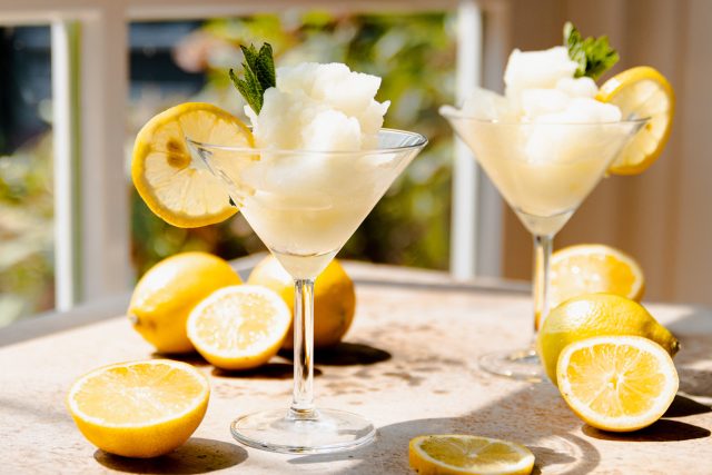 طريقة عمل جرانيتا الكرفس والليمون مع لمسة فانيليا